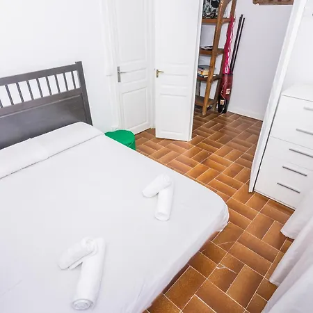 Homeholidaysrentals Arlene Калелья